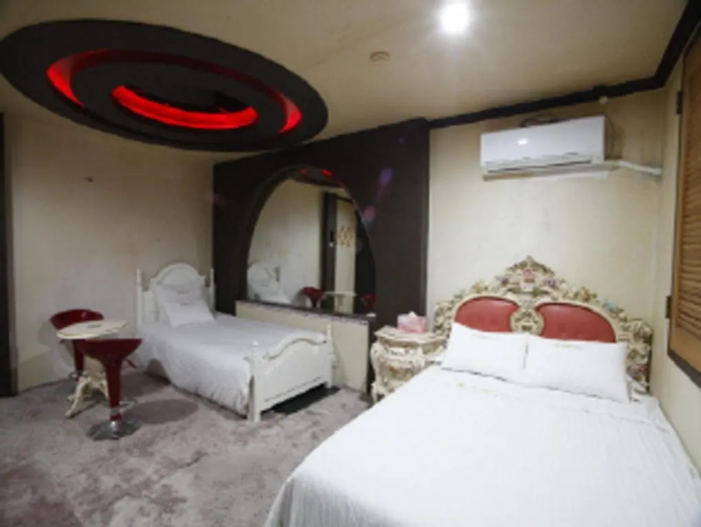 Hotel Queen Busan Motell