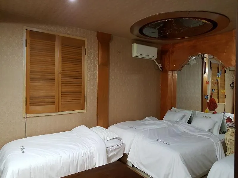 Hotel Queen Busan